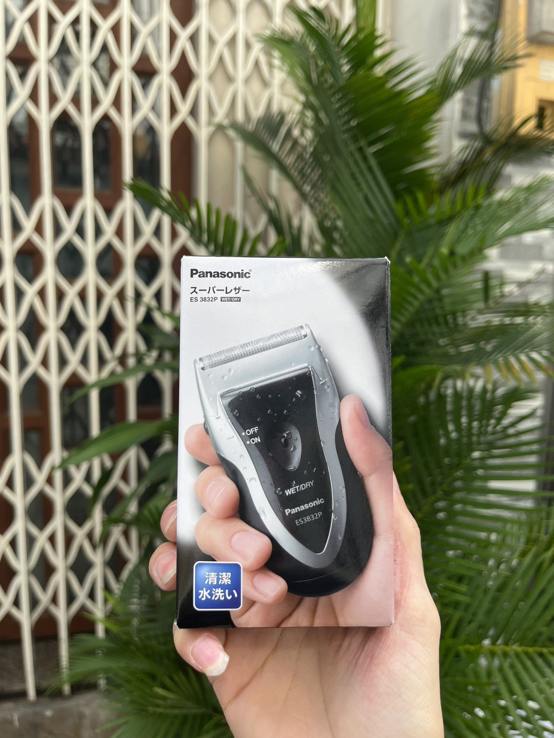 Máy cạo râu Panasonic ES3832P chính hãng