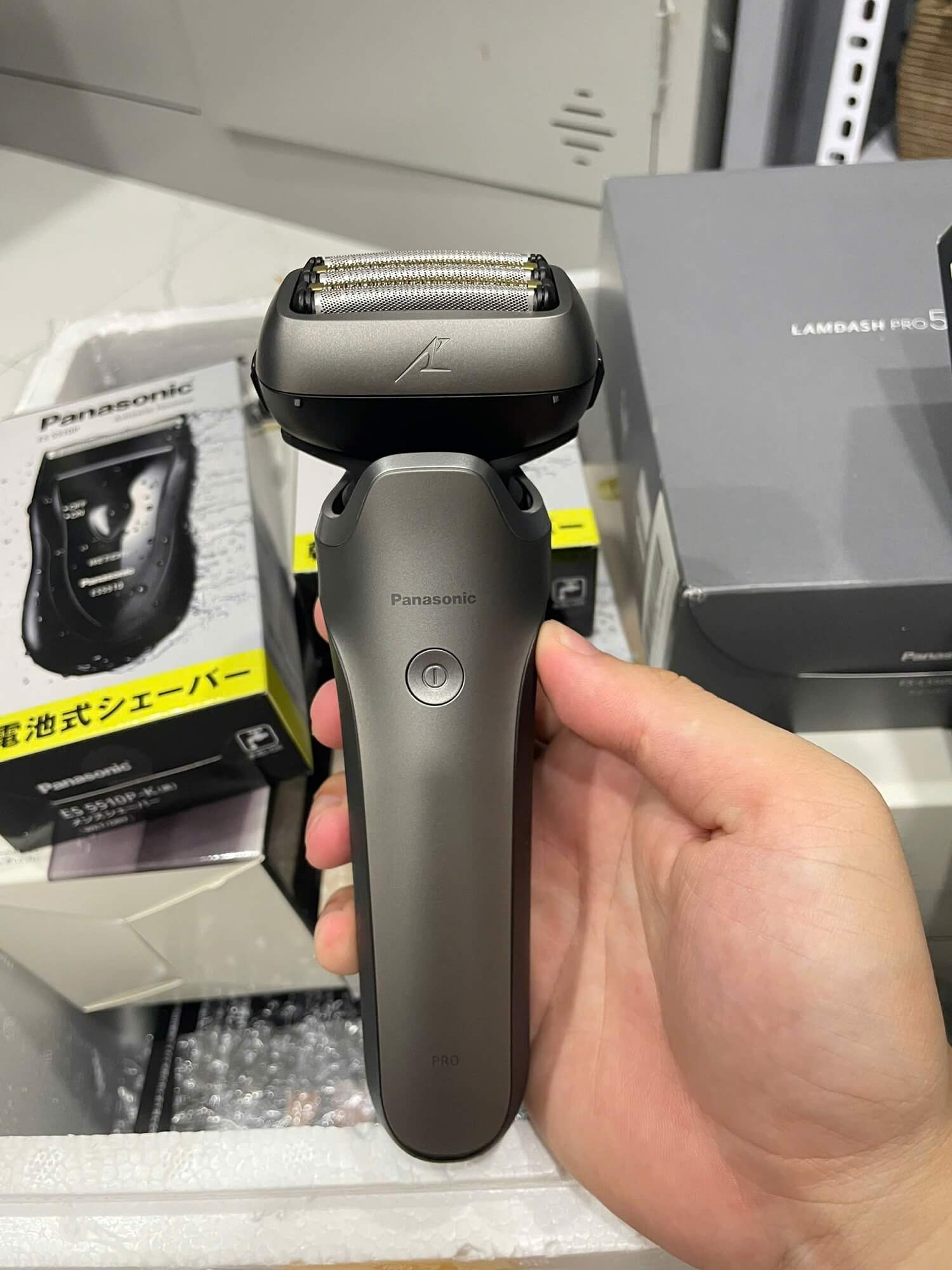May cao rau Panasonic LamDash Pro ES-L550U chinh hang